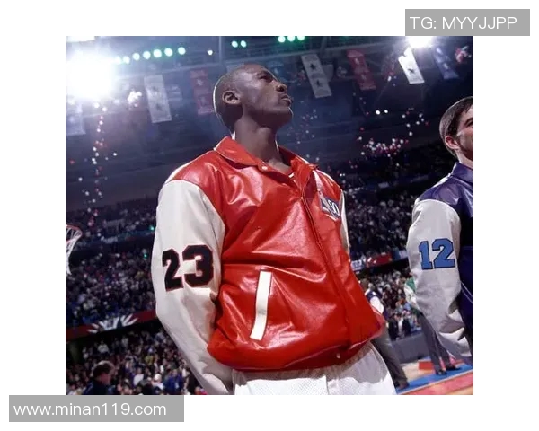 乔丹克拉克森的篮球之路与成就解析：从新秀到全明星的蜕变之旅