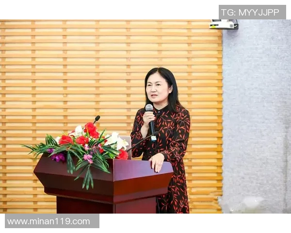 李丽专访：从街头舞者到舞台之星的成长之路与心路历程MBA